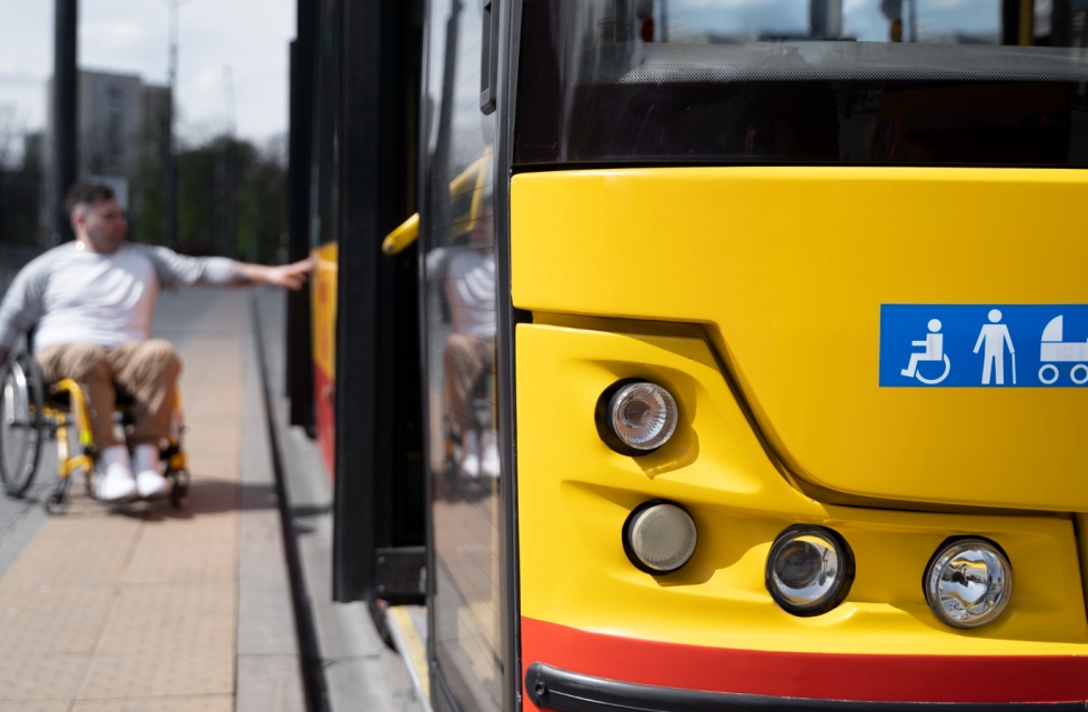Opóźnienia w uruchomieniu nowych elektrycznych autobusów w Iławie – biletomaty nadal niedostarczone
