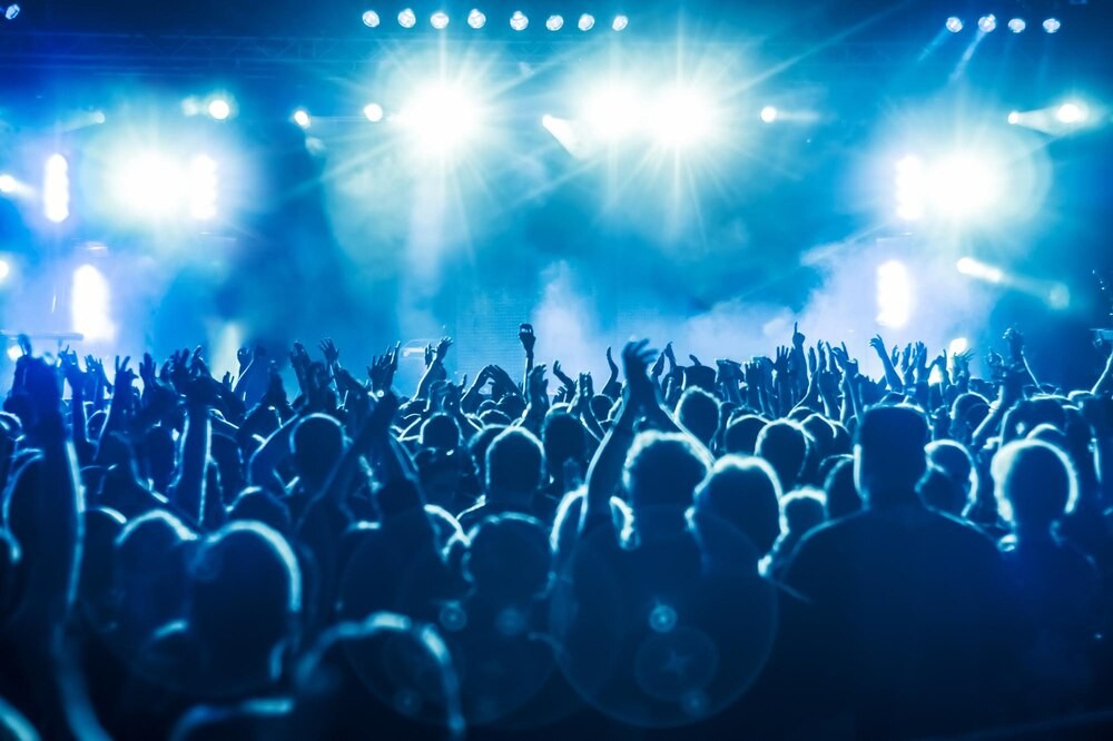 Muzyczna gala z zespołem „Między Dźwiękami” w Iławie!