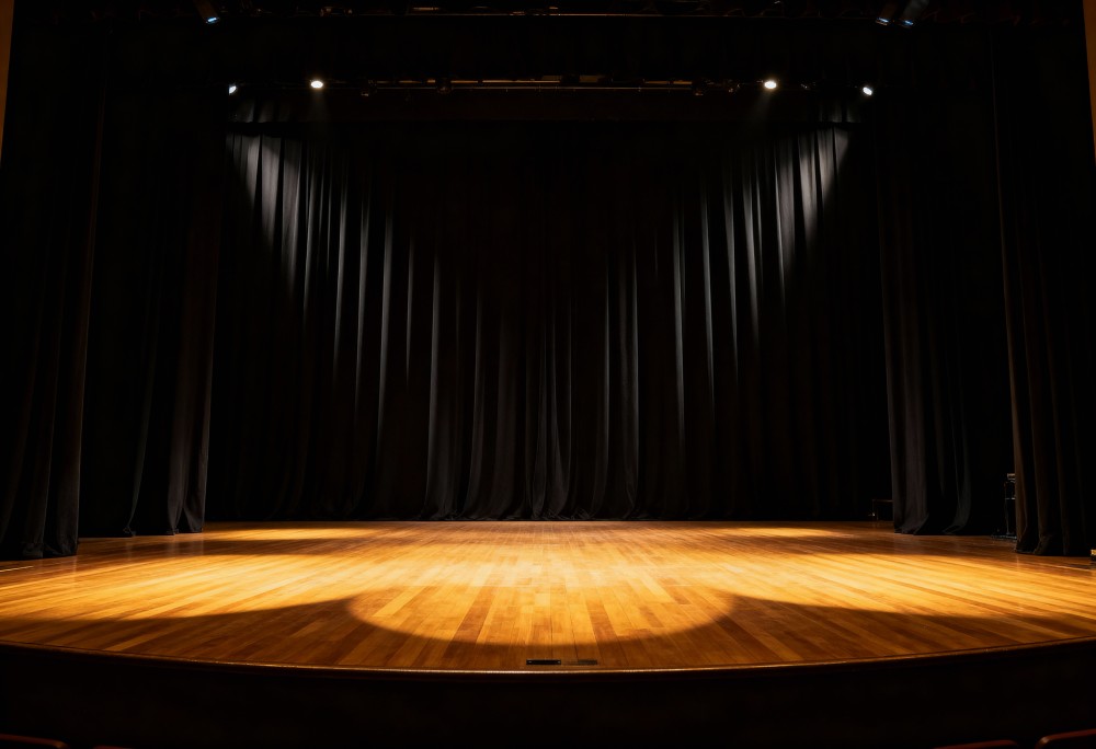 Emocje na scenie: spektakl „Jajo” w Kino Pasja już w poniedziałek!